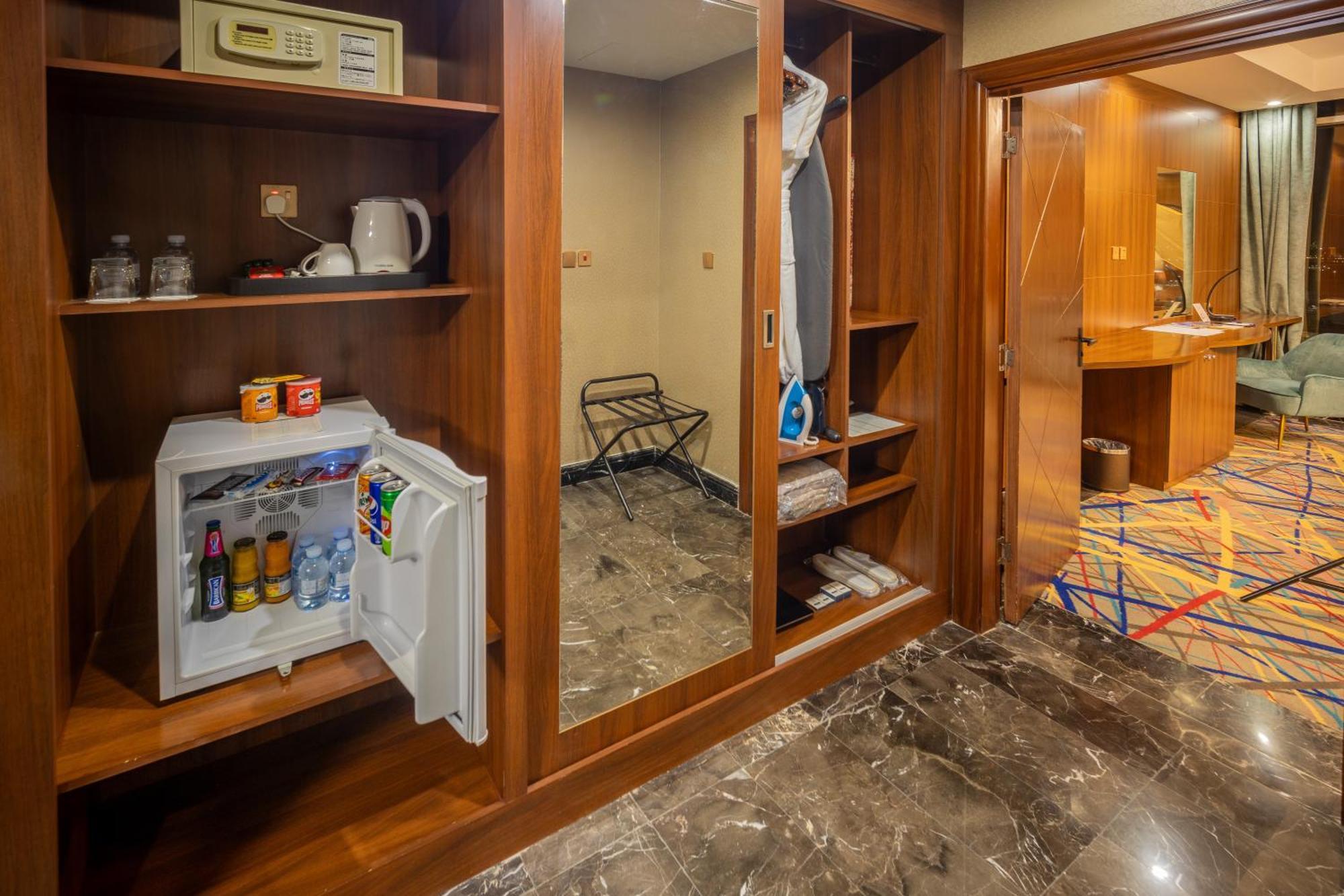 Donatello Jeddah Hotel Dış mekan fotoğraf